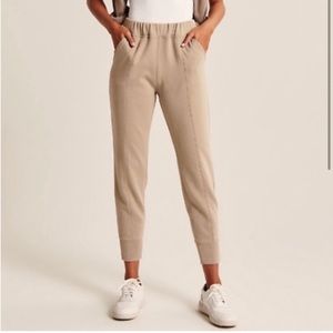 Abercrombie Soft AF City Joggers - Taupe